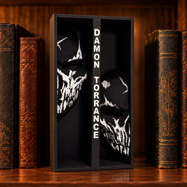 Damon Torrance Book Nook
