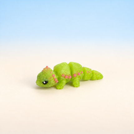 Micro Bearded Dragons miniature in Green, individual variant photo.